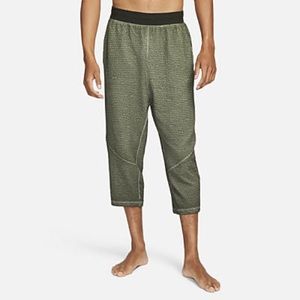 Nike Yoga Men's 3/4-Length Pants - Sequoia Green - Size S